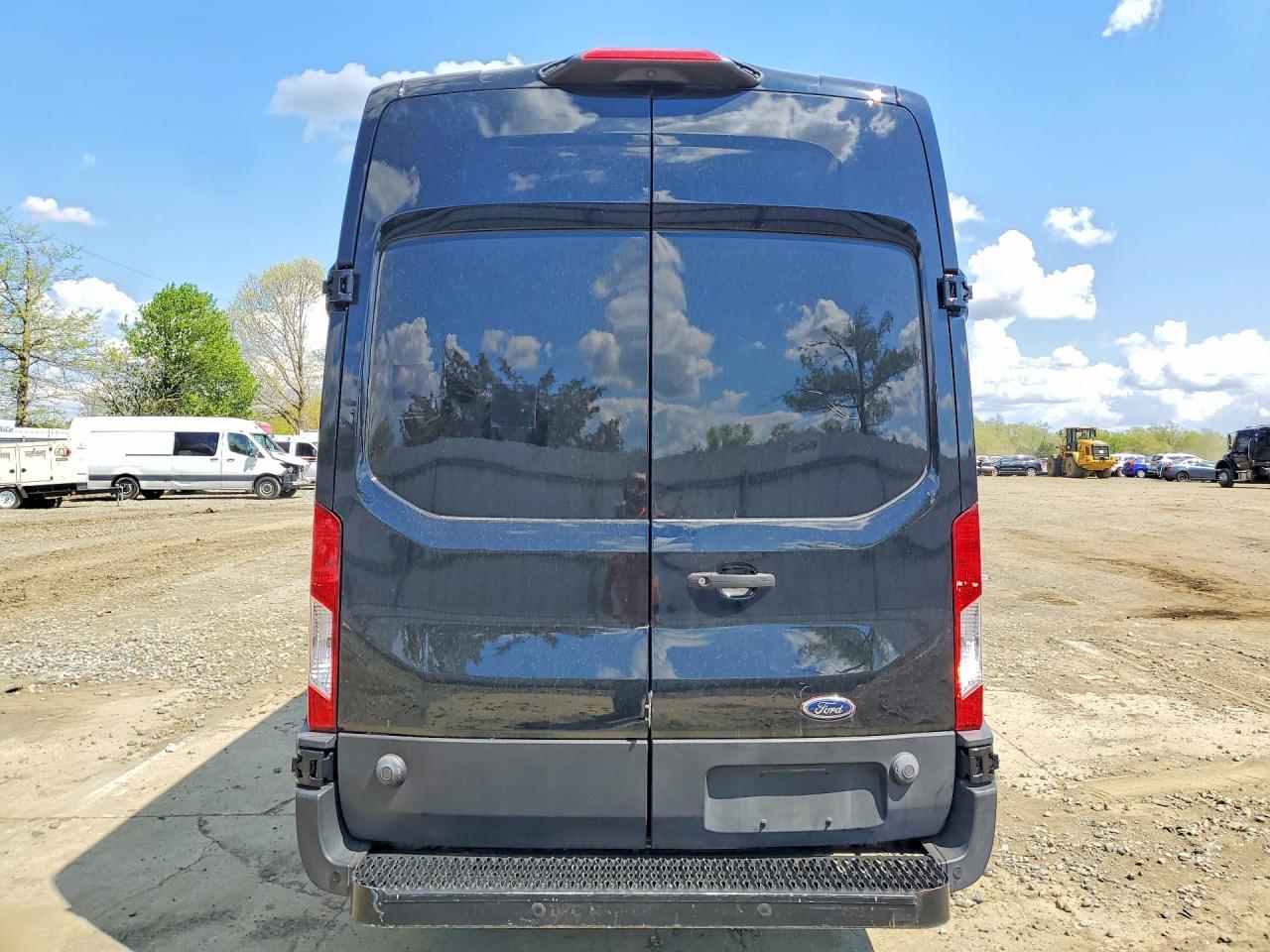 2019 Ford Transit T-250 Ext Cargo 3.2L 5C Tdsl - Фото 6