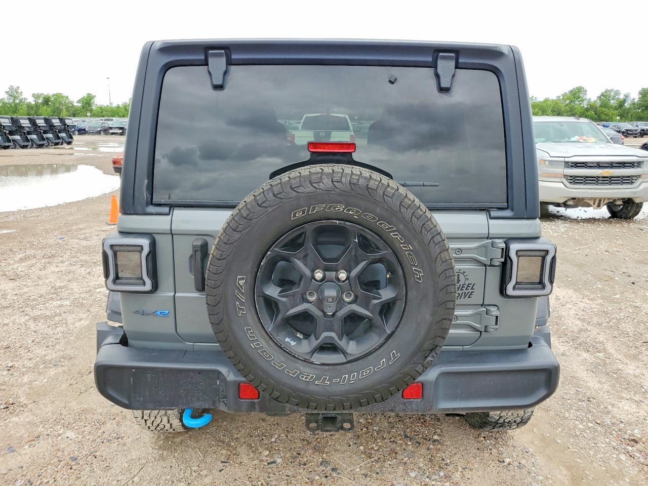 2023 Jeep Wrangler 4Xe - Image 6