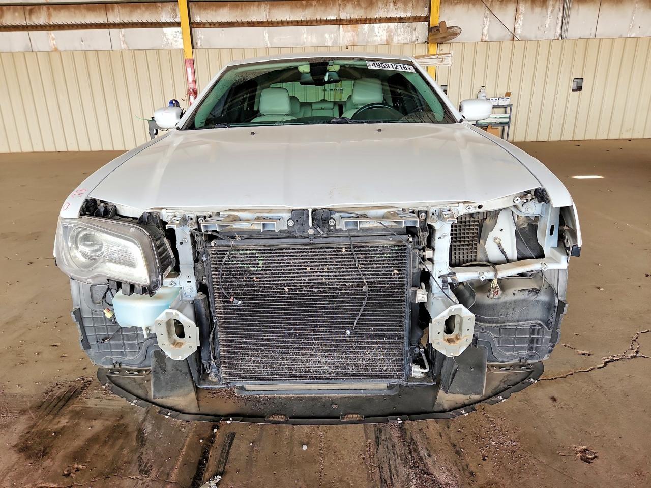 2016 Chrysler 300 Limited - Фото 5