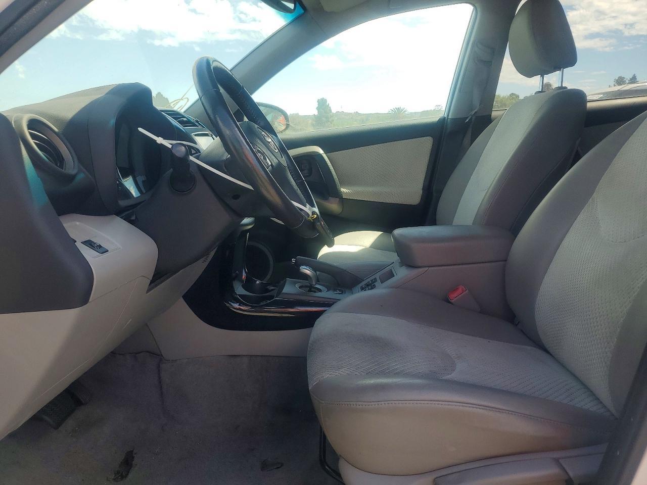 2013 Toyota Rav4 Ev Base - Фото 7