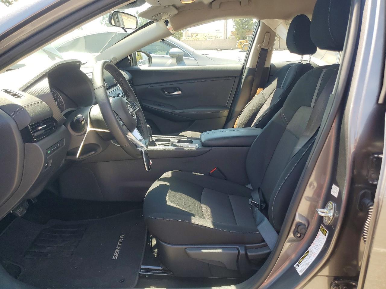 2025 Nissan Sentra Sv - Image 7