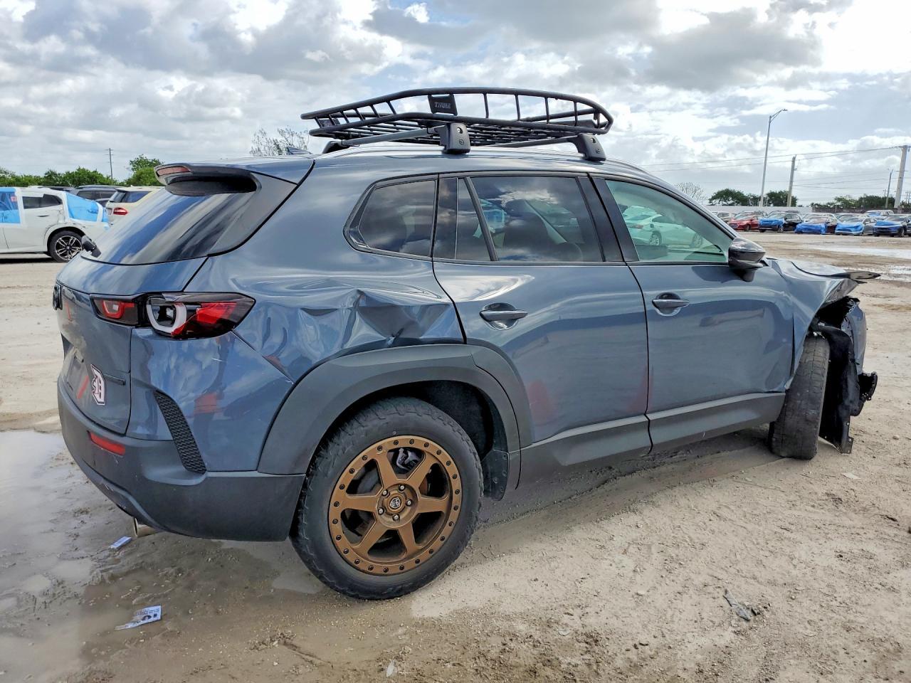 2023 Mazda Cx-50 Premium Plus - Фото 3