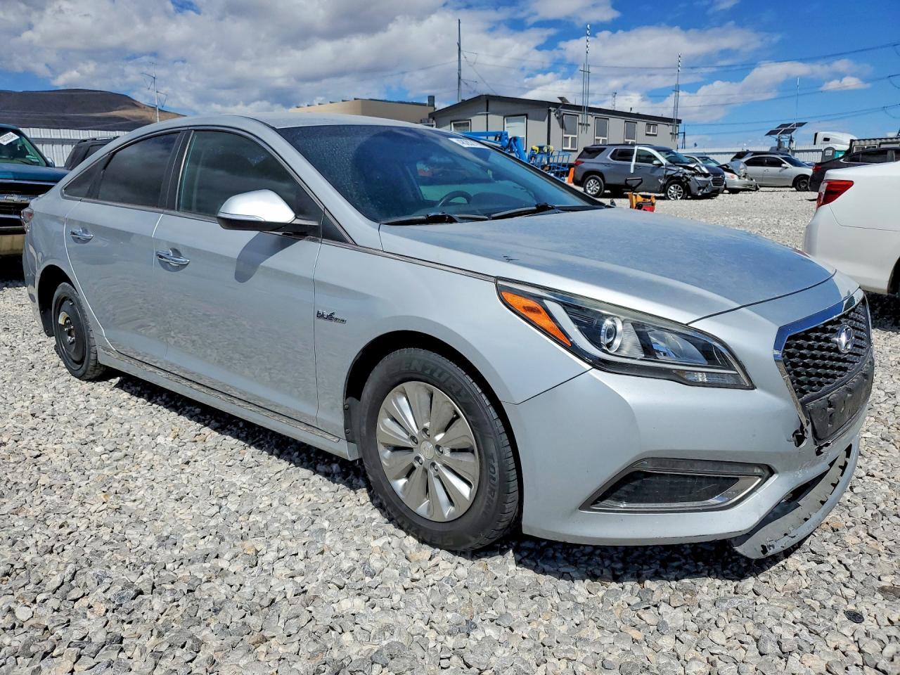 2017 Hyundai Sonata Hybrid Se - Фото 4