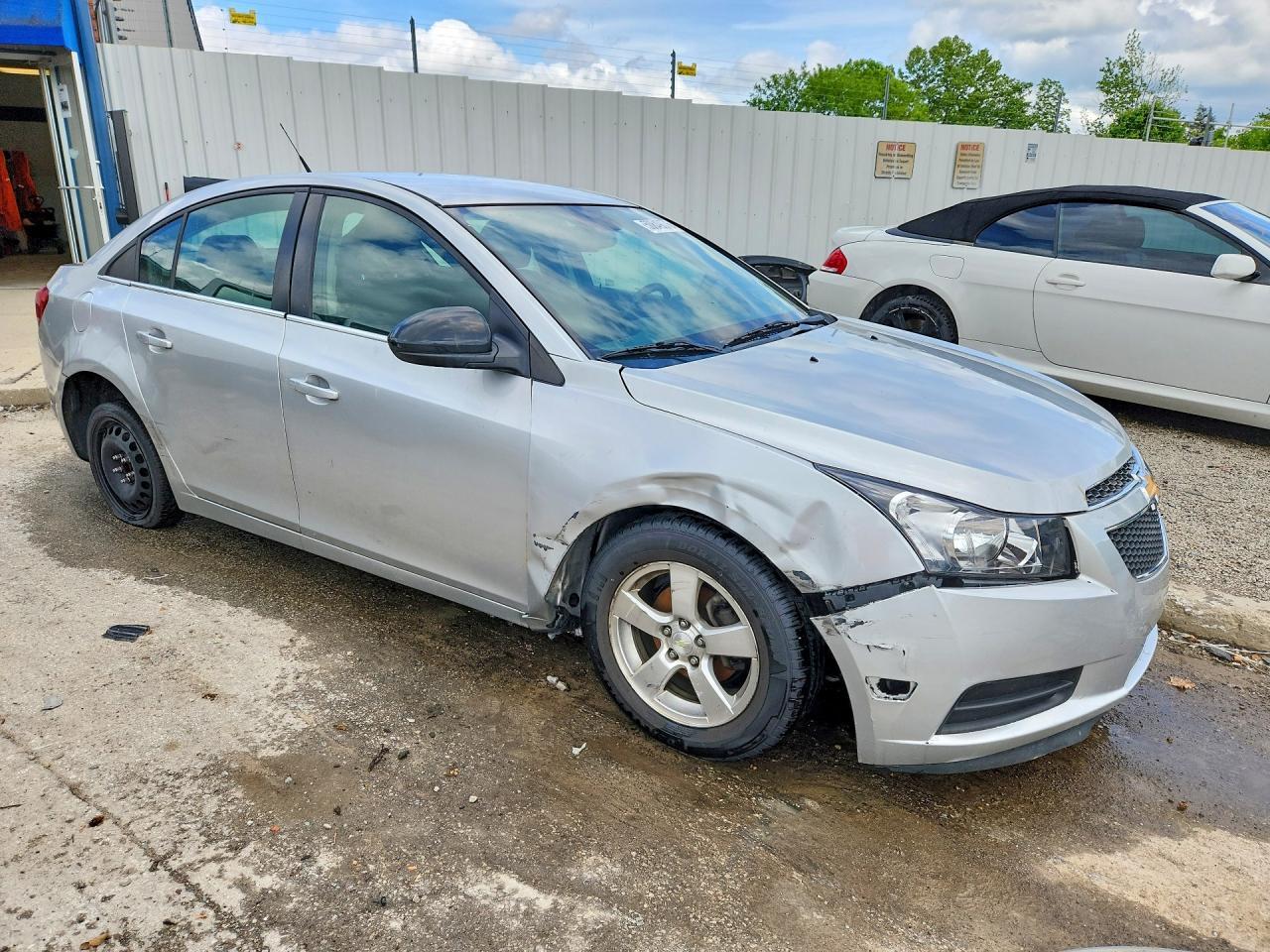 2014 Chev Cruze Lt - Image 4