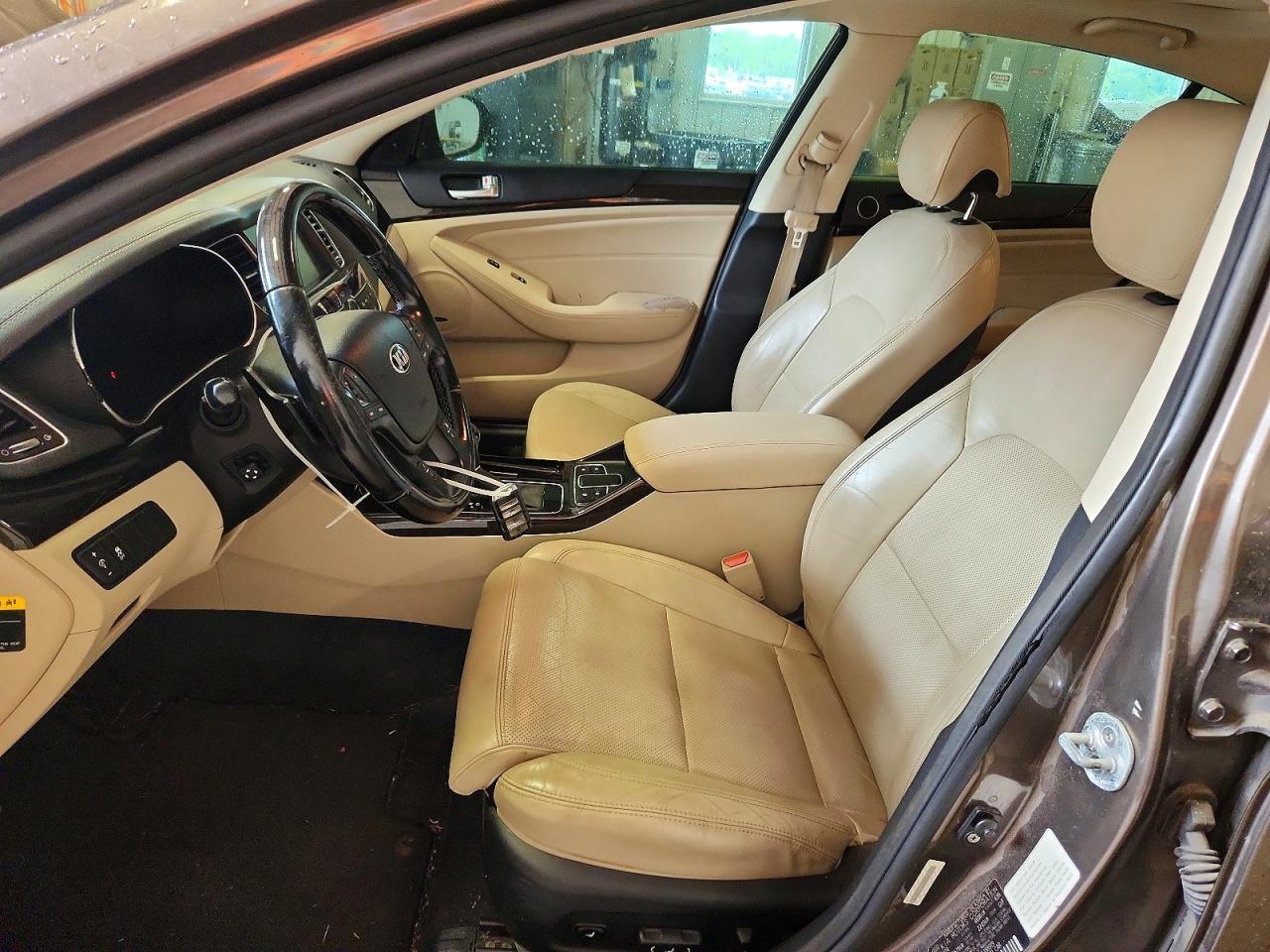 2015 Kia Cadenza Premium - Image 7