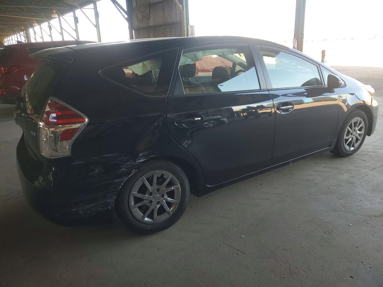 2017 Toyota Prius V Two - Image 3