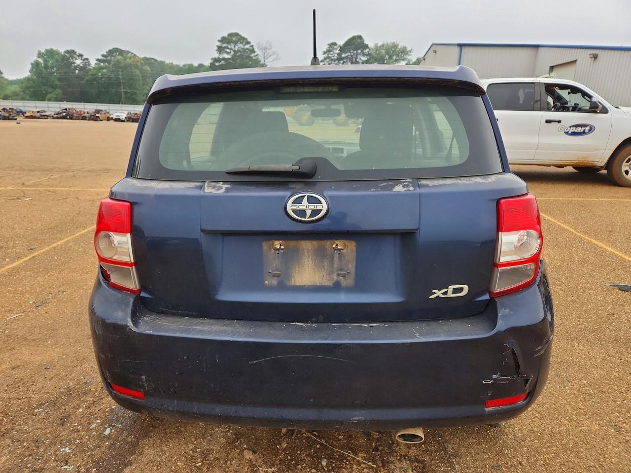 2014 Scion Xd Base - Фото 6