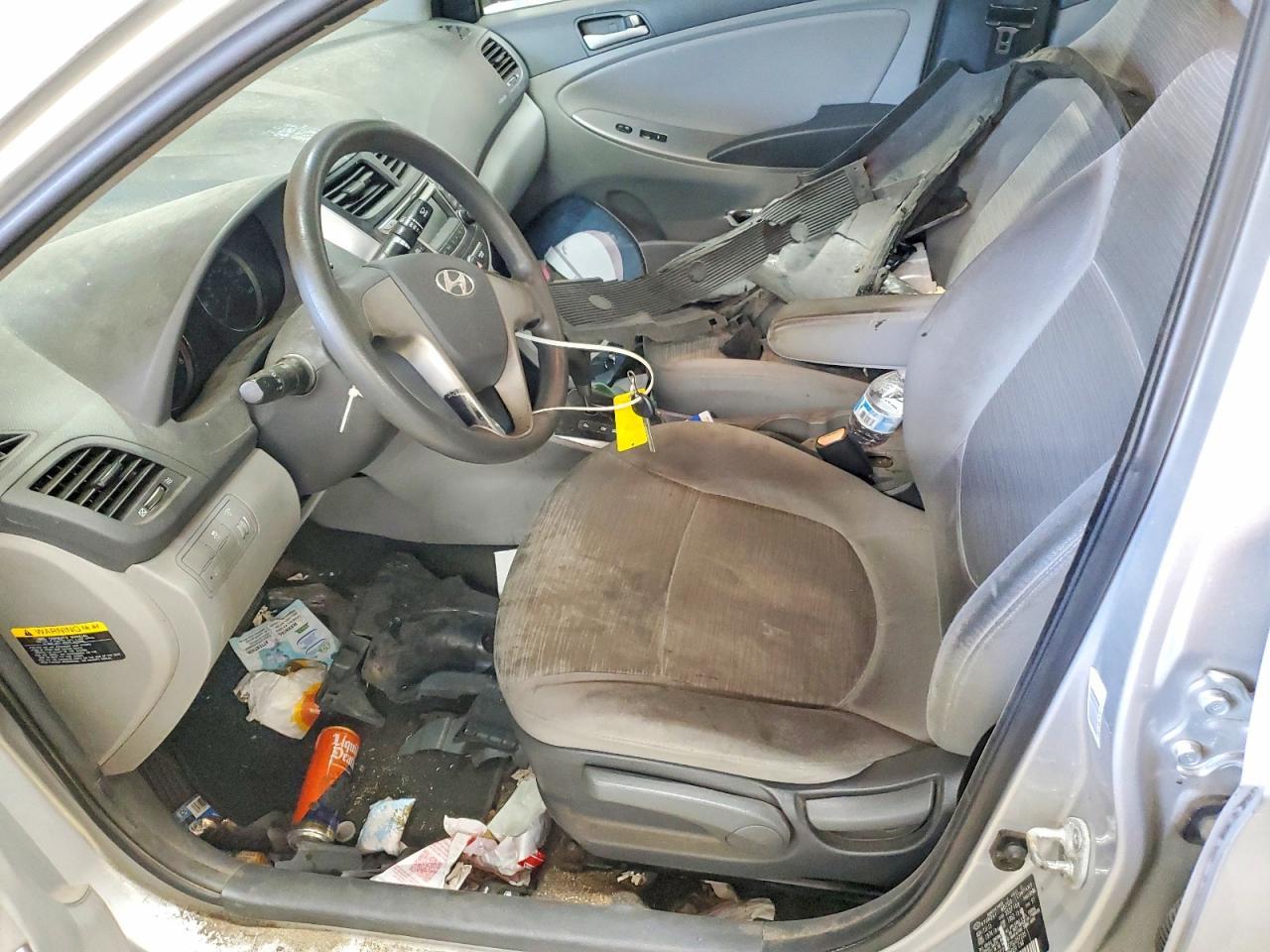 2016 Hyundai Accent Se - Фото 7