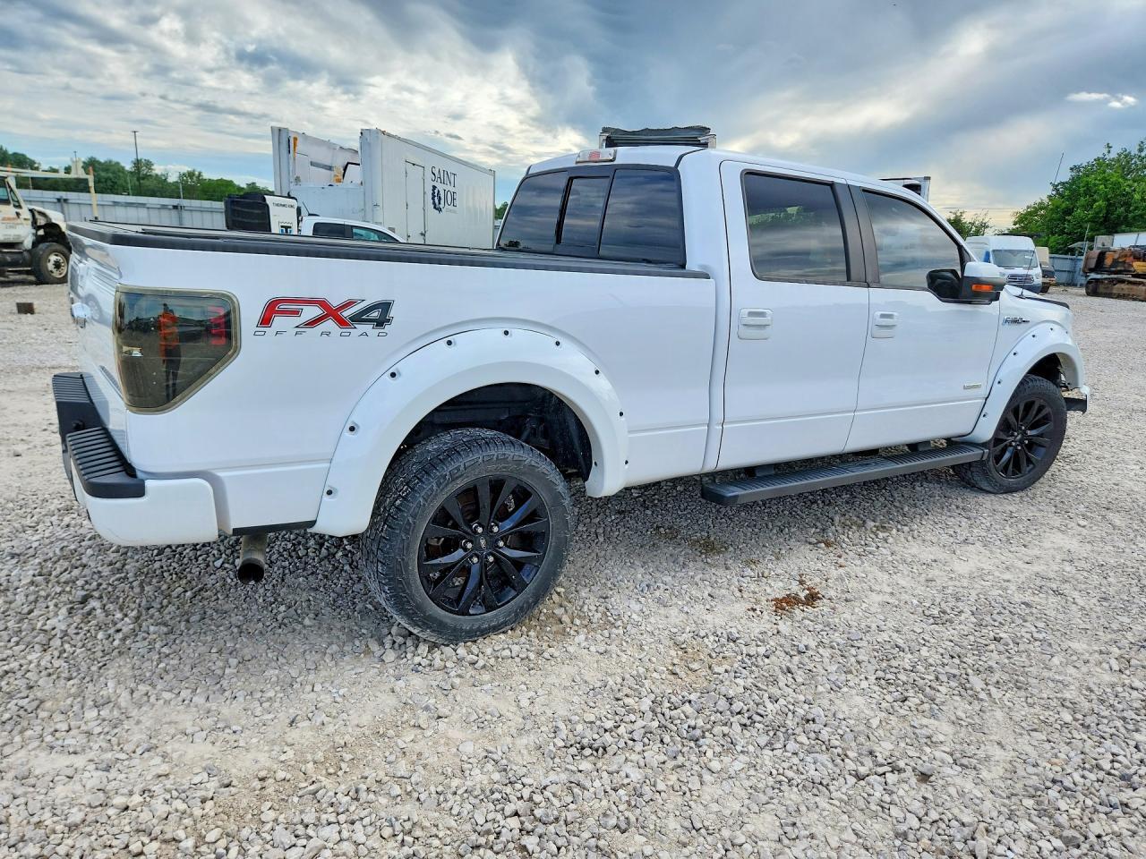 2014 Ford F150 Supercrew - Фото 3