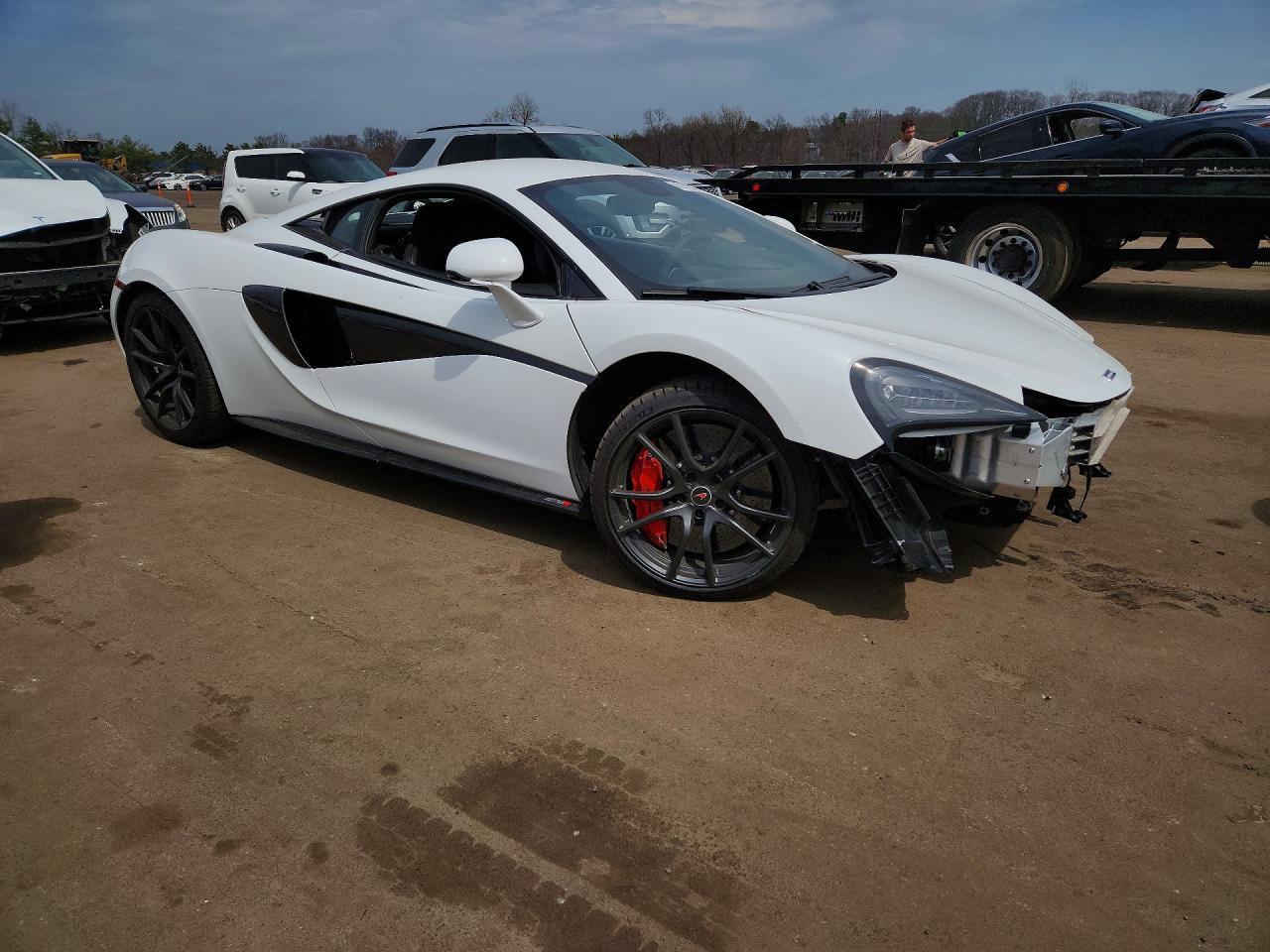 2017 Mclaren Automotive 570S - Image 4