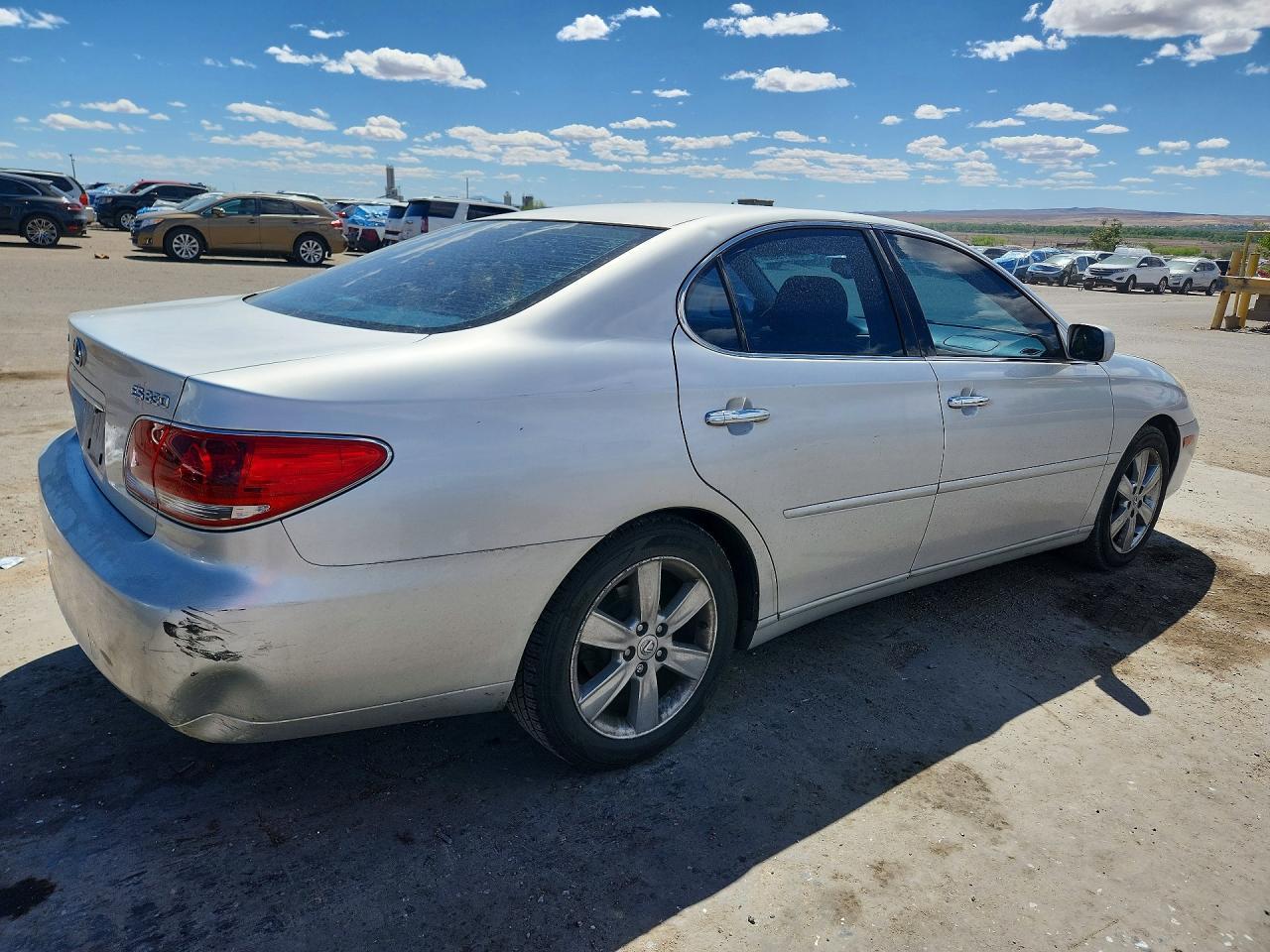 2005 Lexus Es 330 - Image 3
