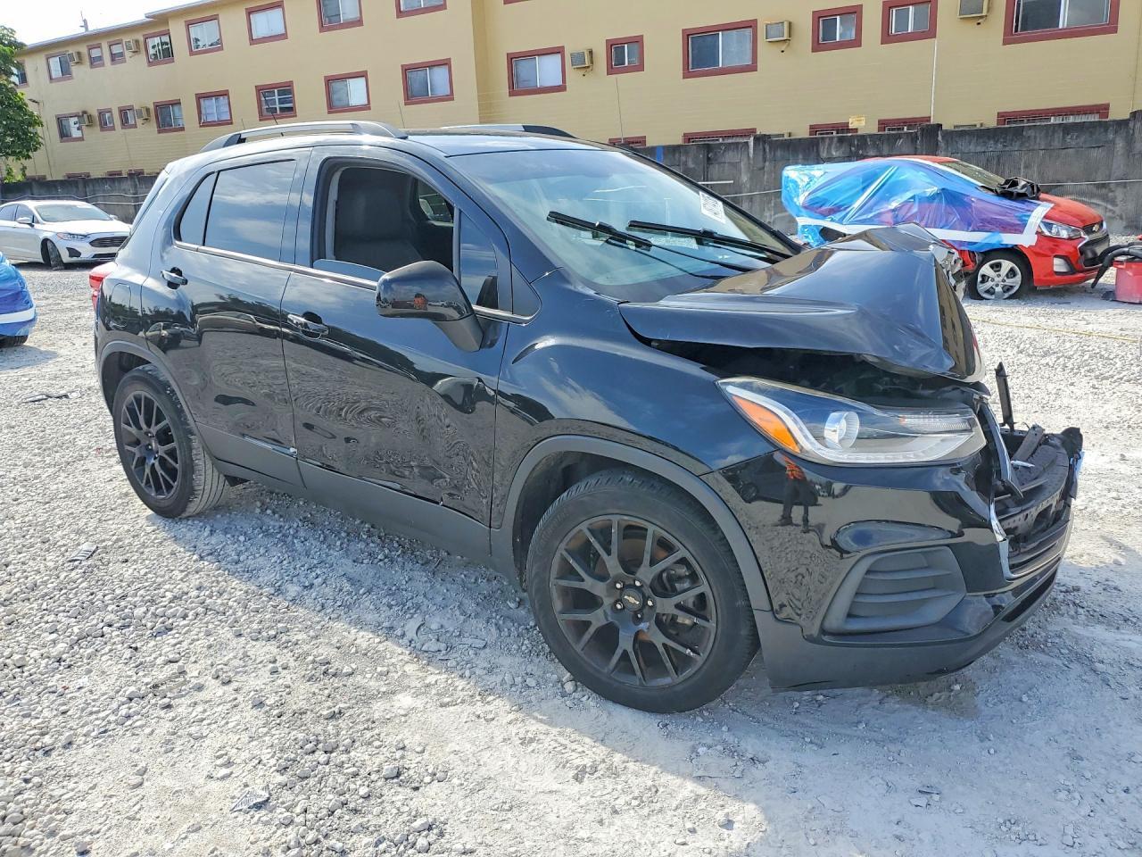 2021 Chevrolet Trax 1Lt - Image 4