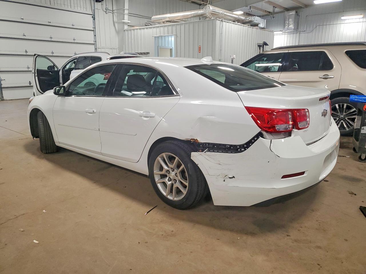 2013 Chevrolet Malibu 2Lt - Фото 2