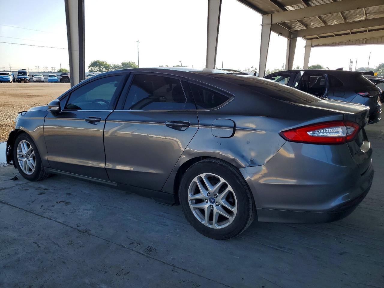 2014 Ford Fusion Se - Фото 2
