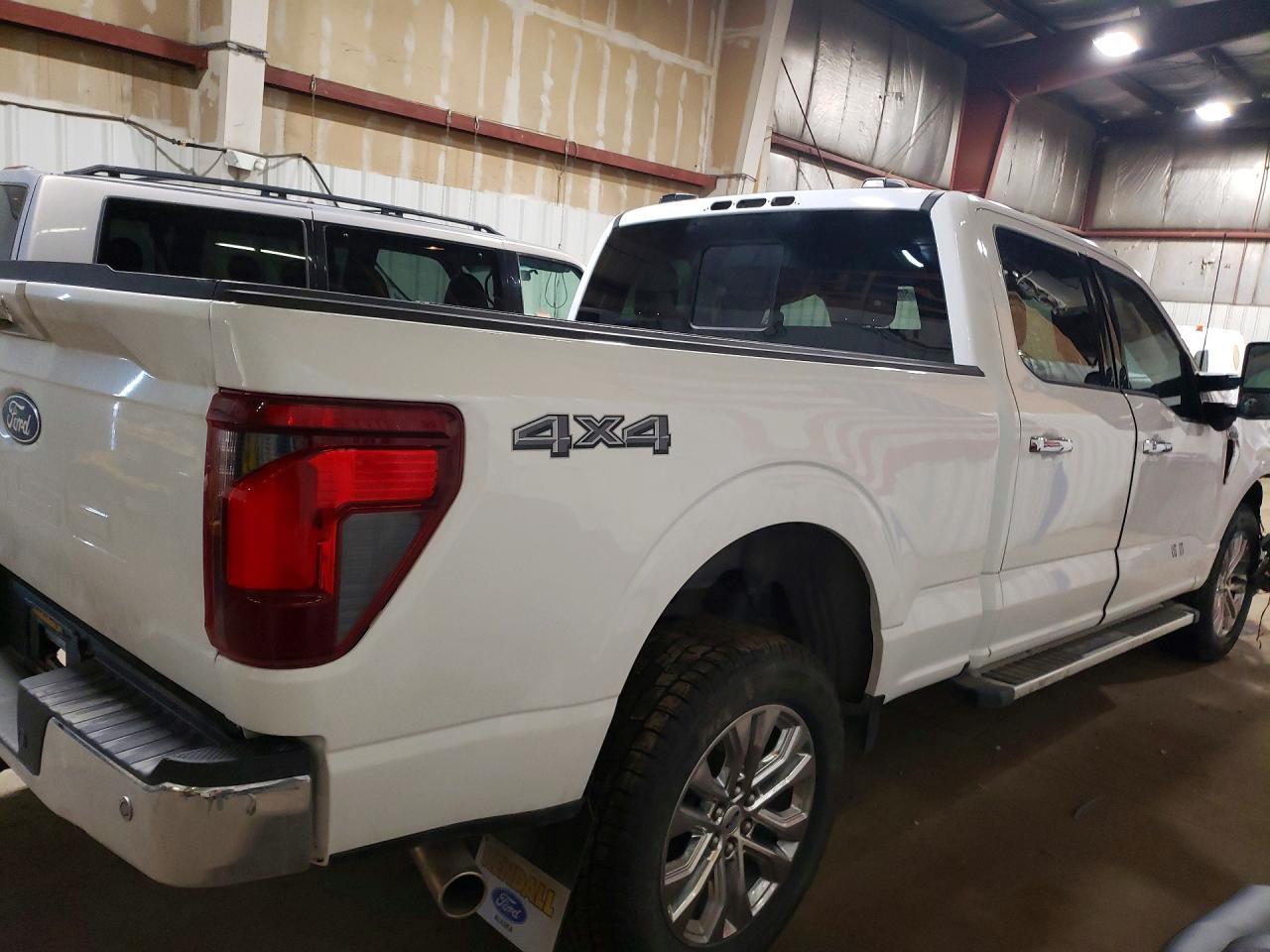 2024 Ford F150 Xlt - Фото 3
