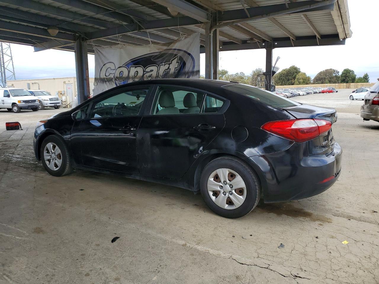 2016 Kia Forte Lx - Image 2