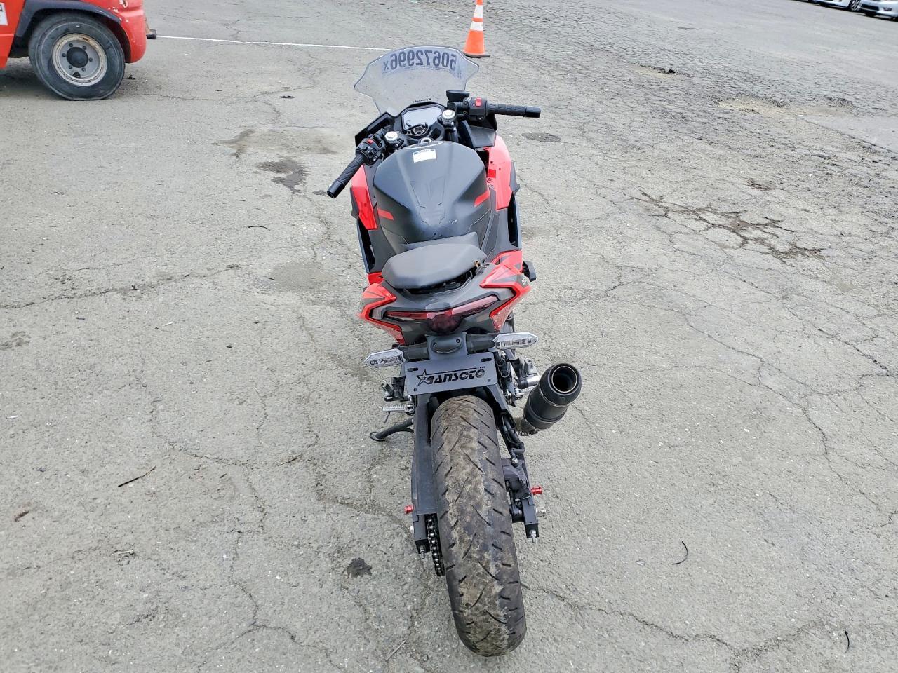2025 Kawasaki Ex500 A - Фото 4