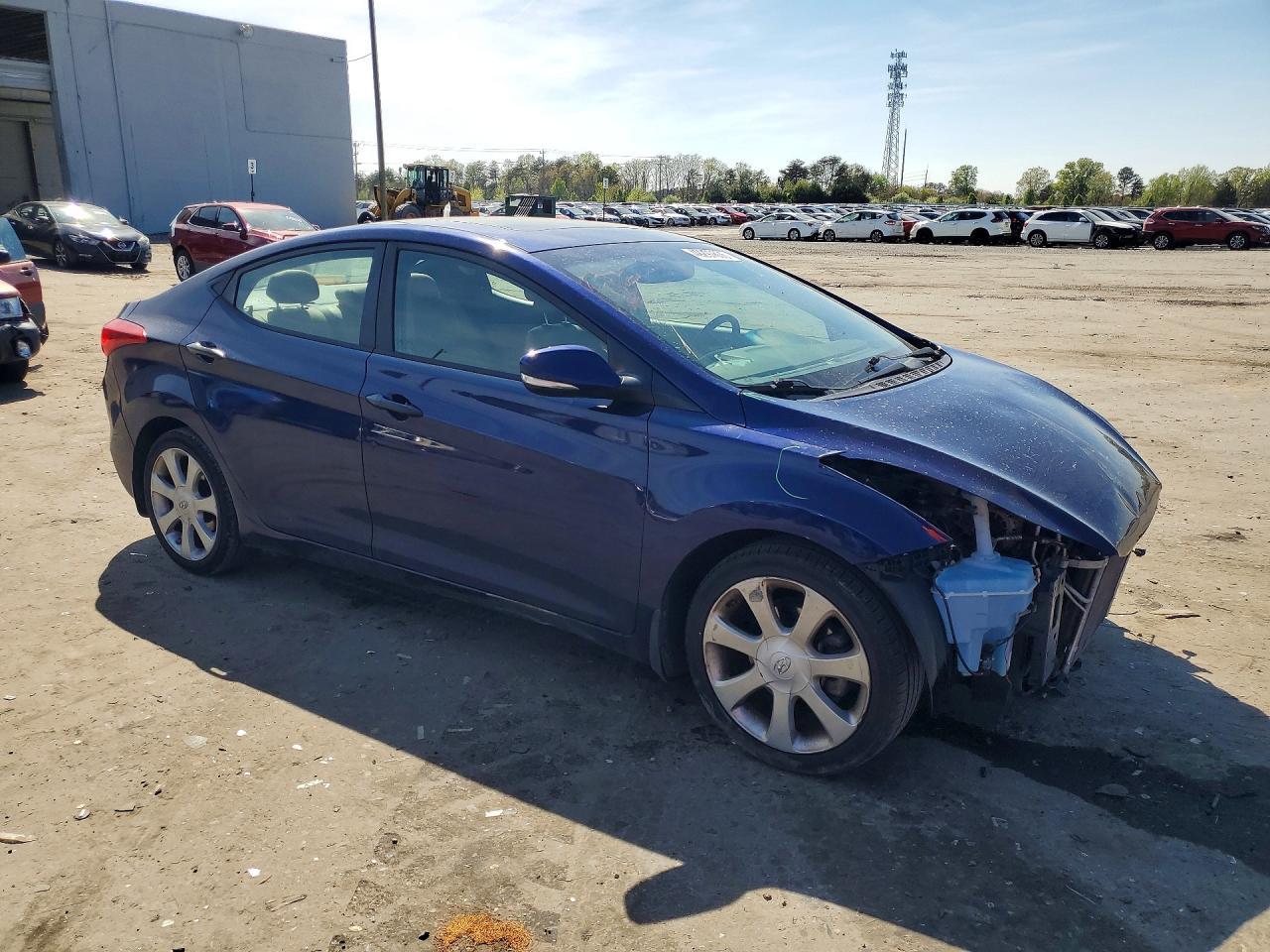 2013 Hyundai Elantra Limited - Image 4