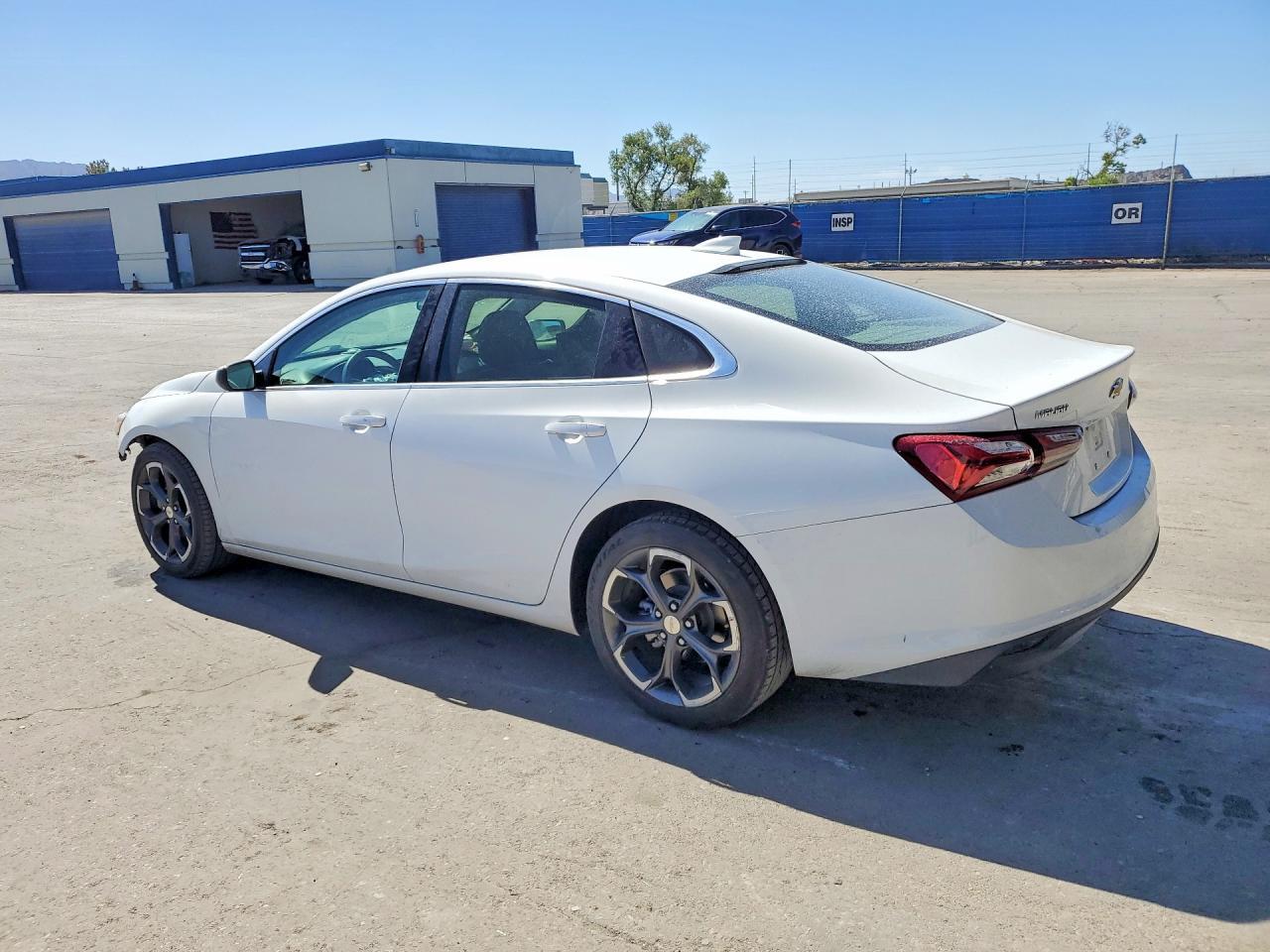 2022 Chevrolet Malibu Lt - Фото 2