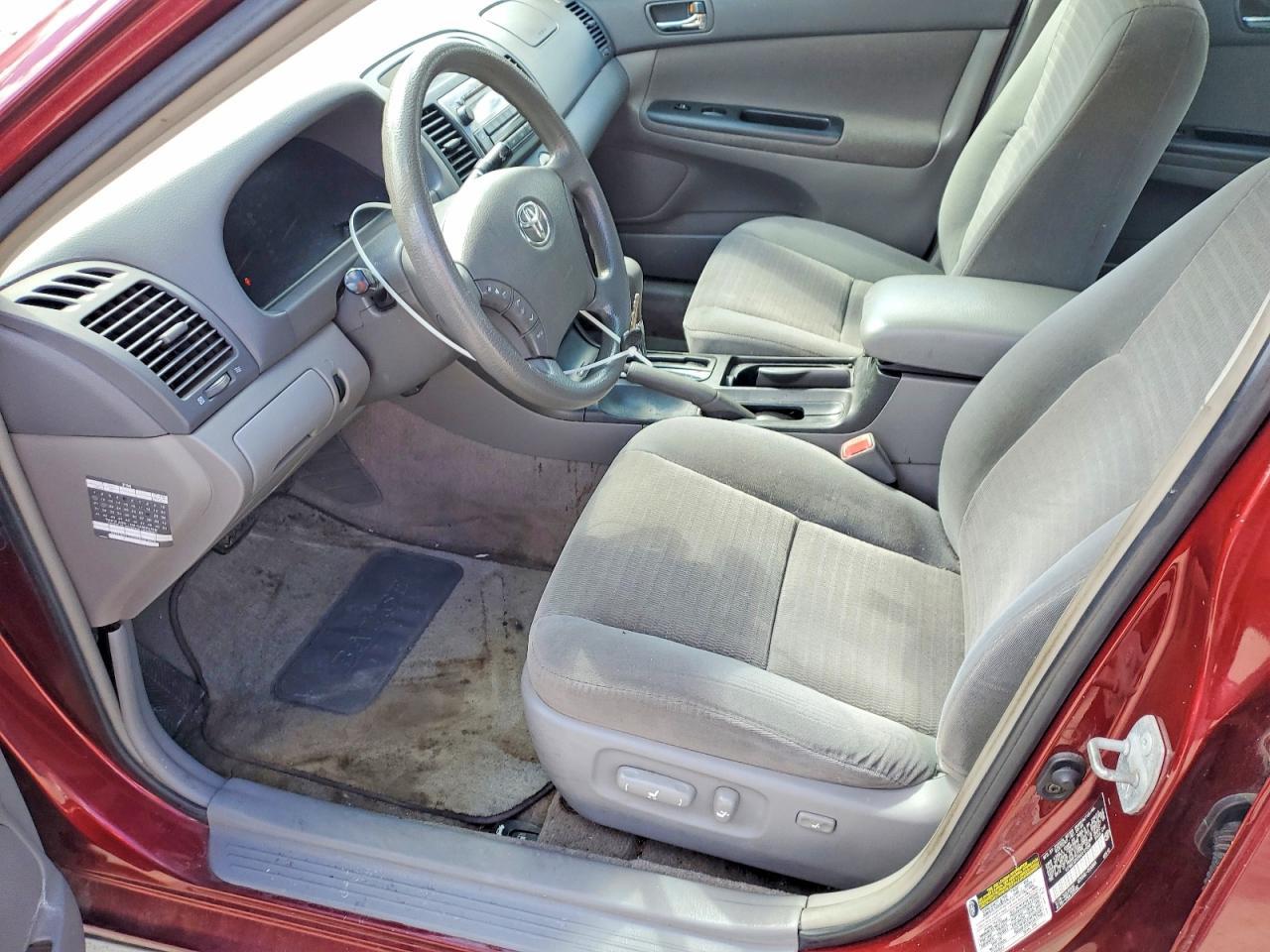 2006 Toyota Camry Le - Image 7