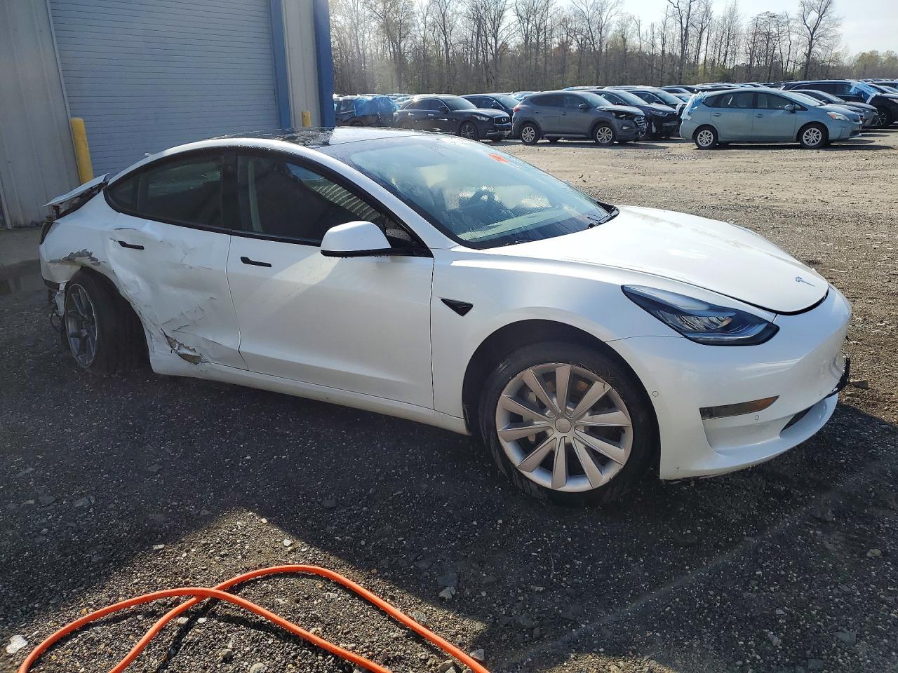 2021 Tesla Model 3 - Image 4