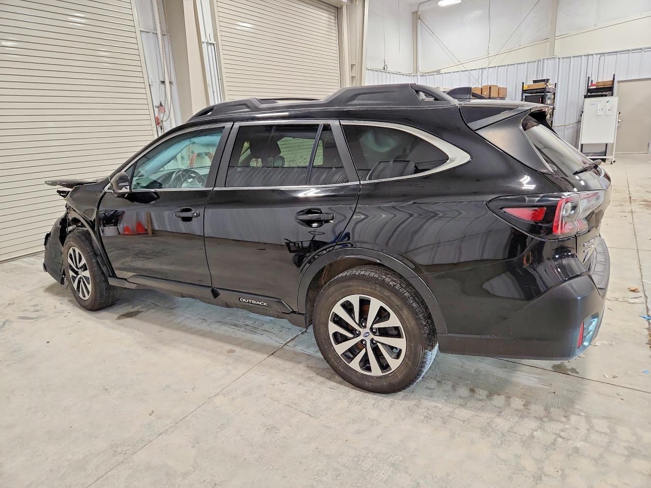2021 Subaru Outback Premium - Image 2