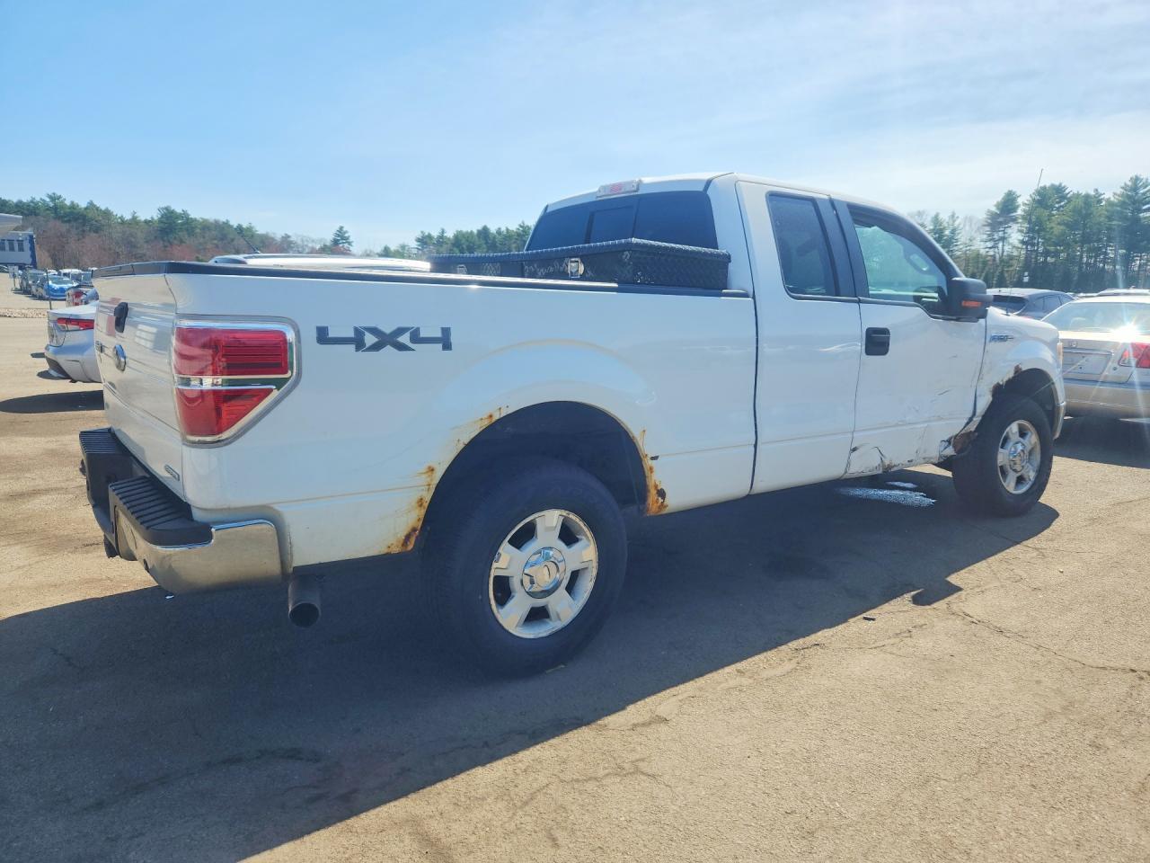 2011 Ford F150 Super Cab - Фото 3
