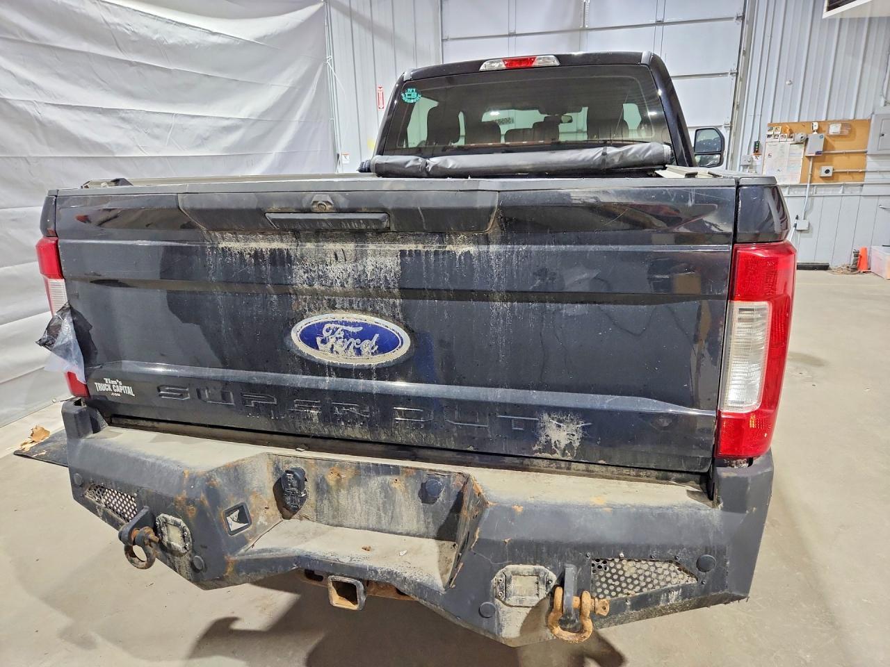 2019 Ford F250 Super Duty - Image 6