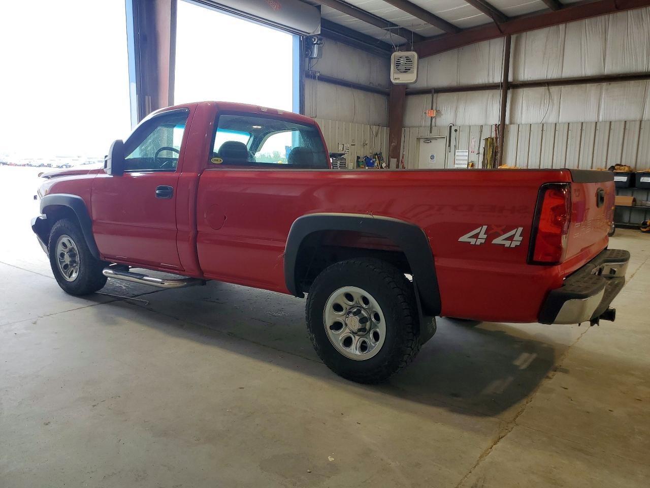 2007 Chevrolet Silverado K1500 Classic - Фото 2