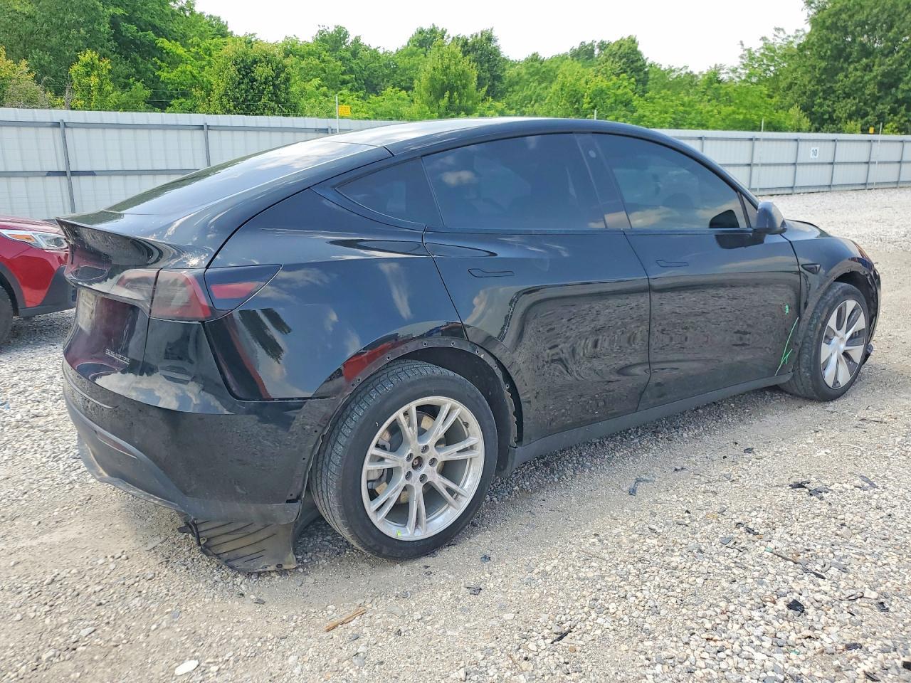 2022 Tesla Model Y - Фото 3