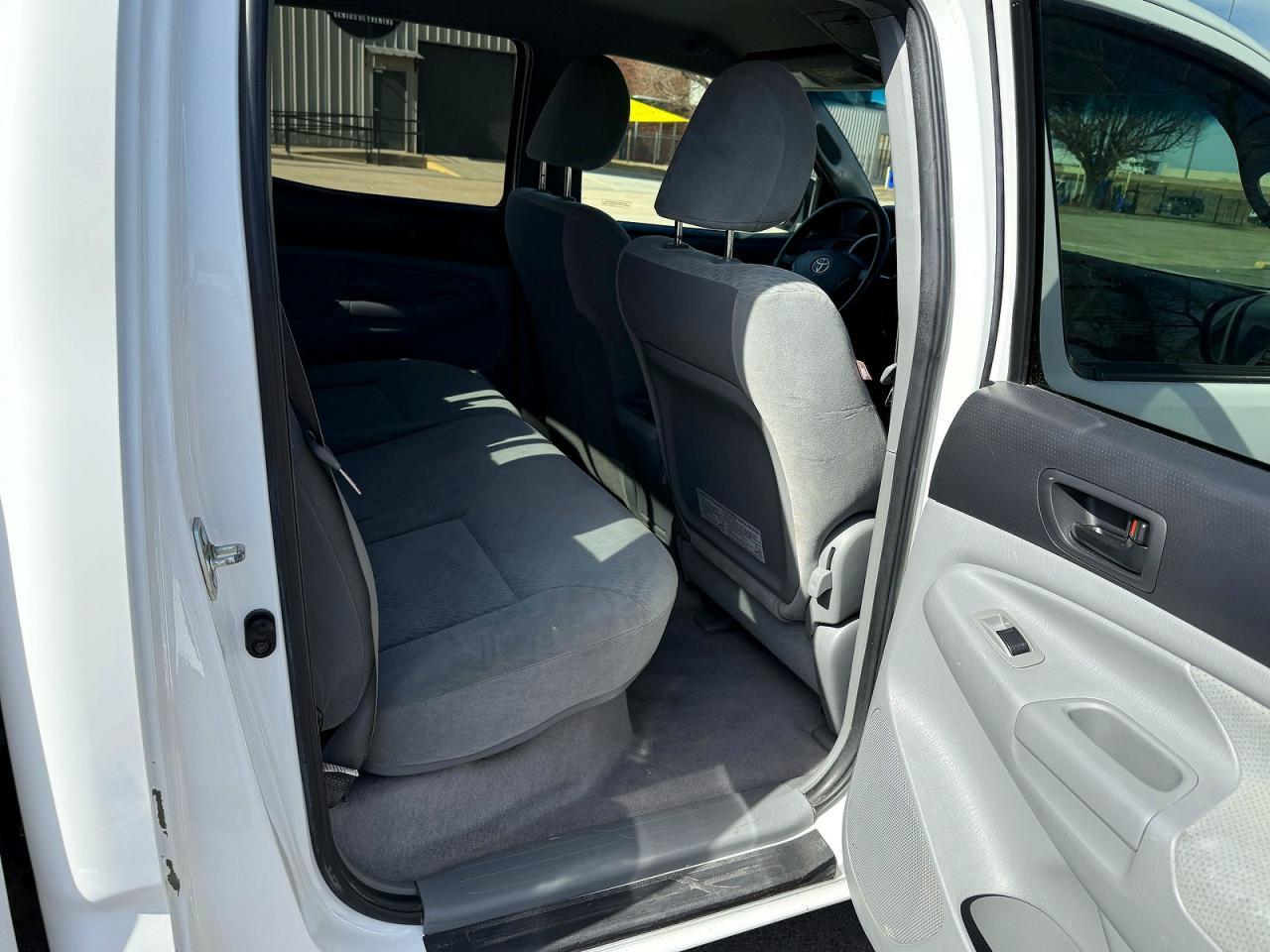 2009 Toyota Tacoma Double Cab Prerunner - Image 6