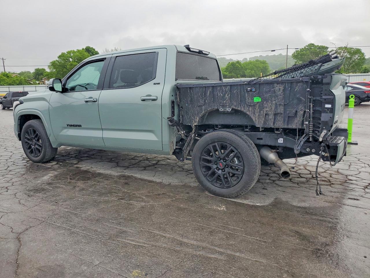 2024 Toyota Tundra Sr5 - Image 2