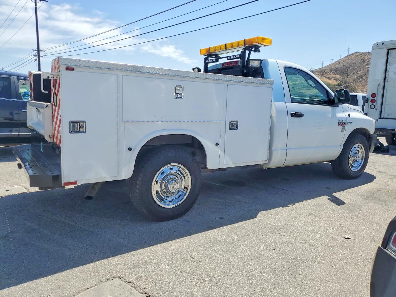 2008 Dodge Ram 2500 St - Фото 3