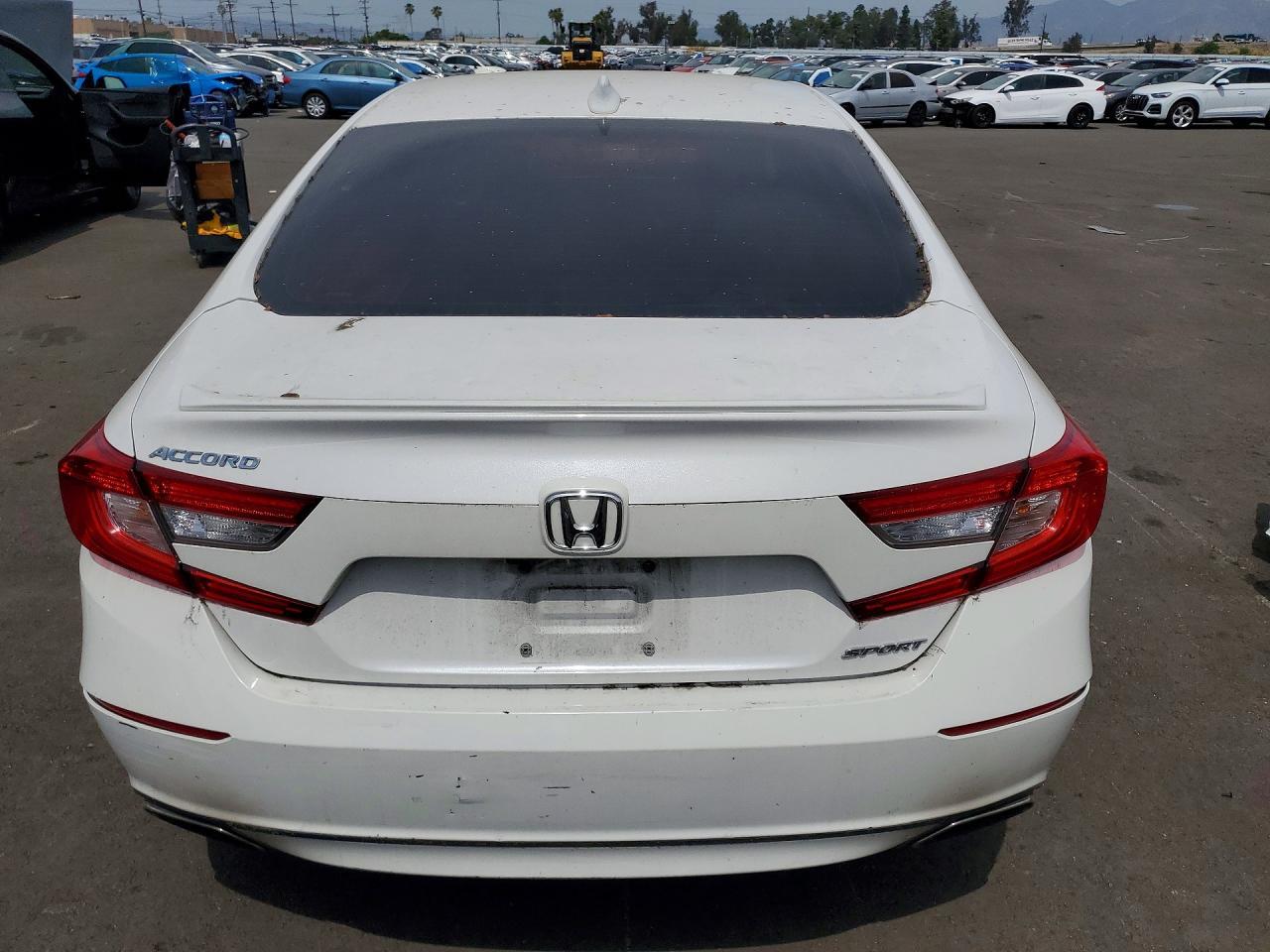 2018 Honda Accord Sport - Image 6
