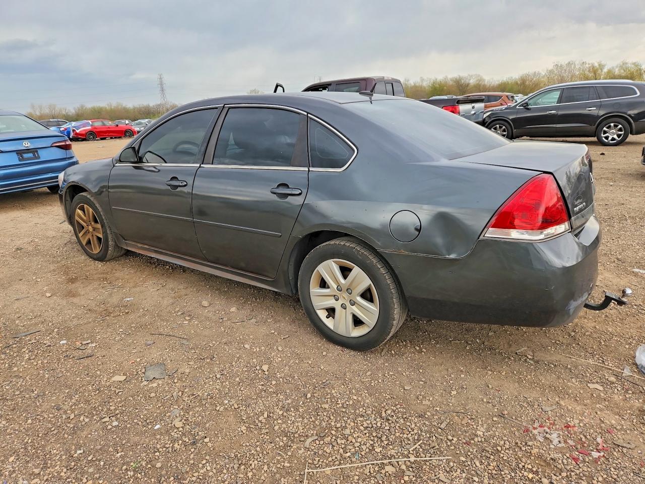2011 Chevrolet Impala Ls - Image 2
