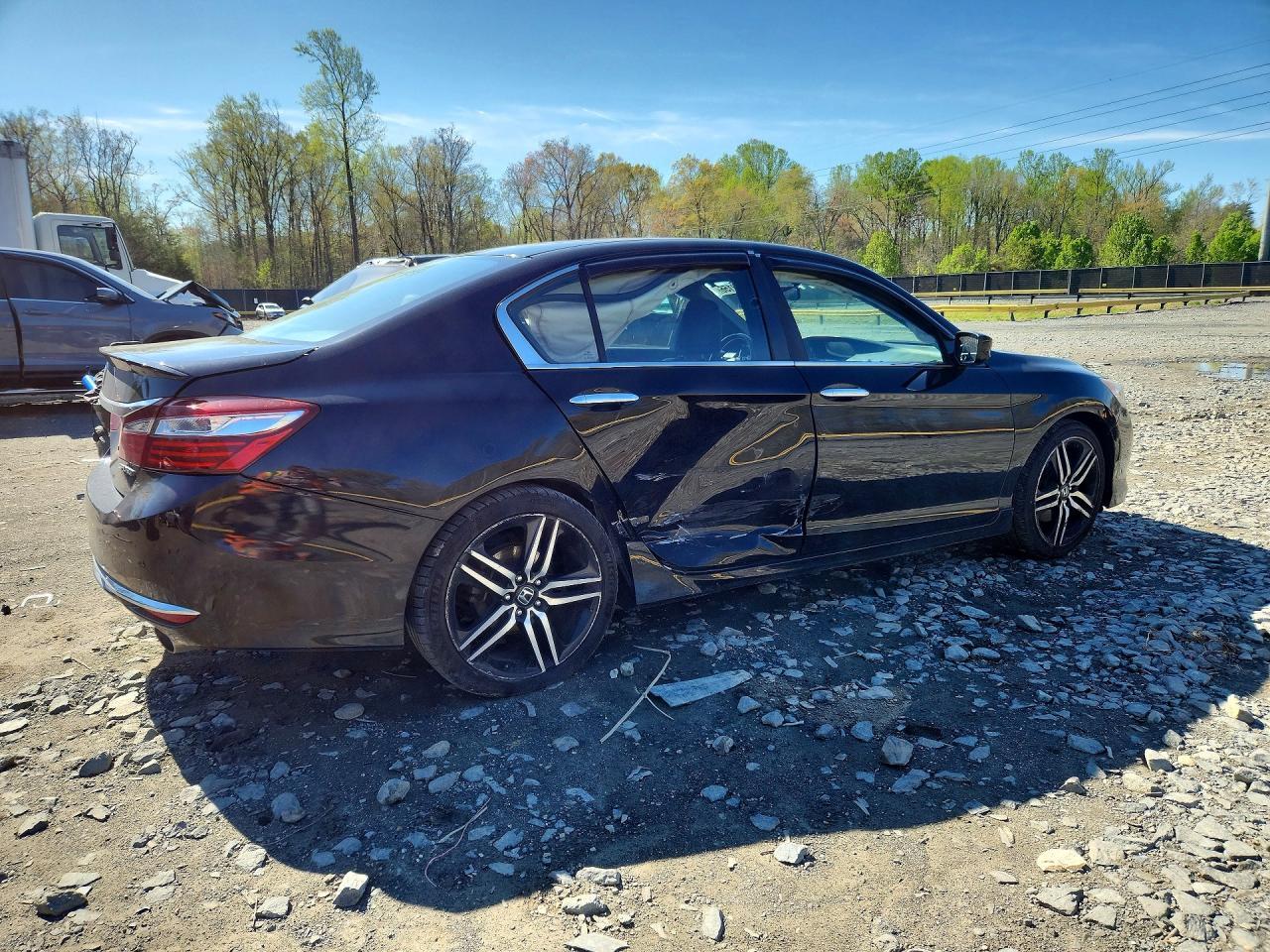 2017 Honda Accord Sport Special Edition - Image 3