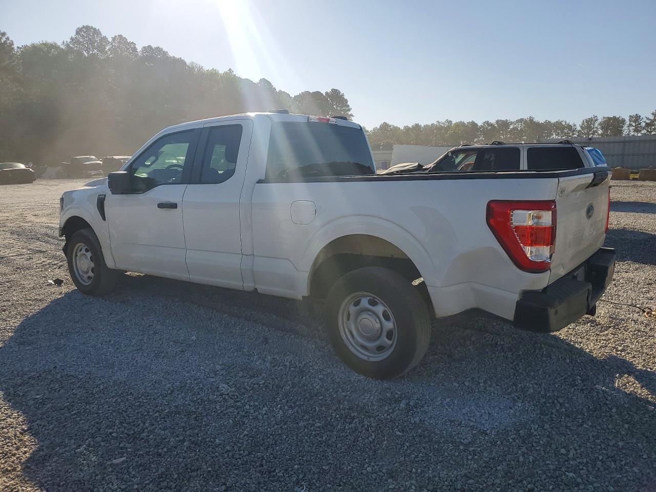 2023 Ford F150 Super Cab - Фото 2