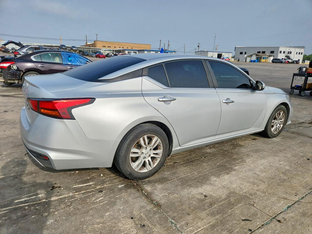 2020 Nissan Altima S - Image 3
