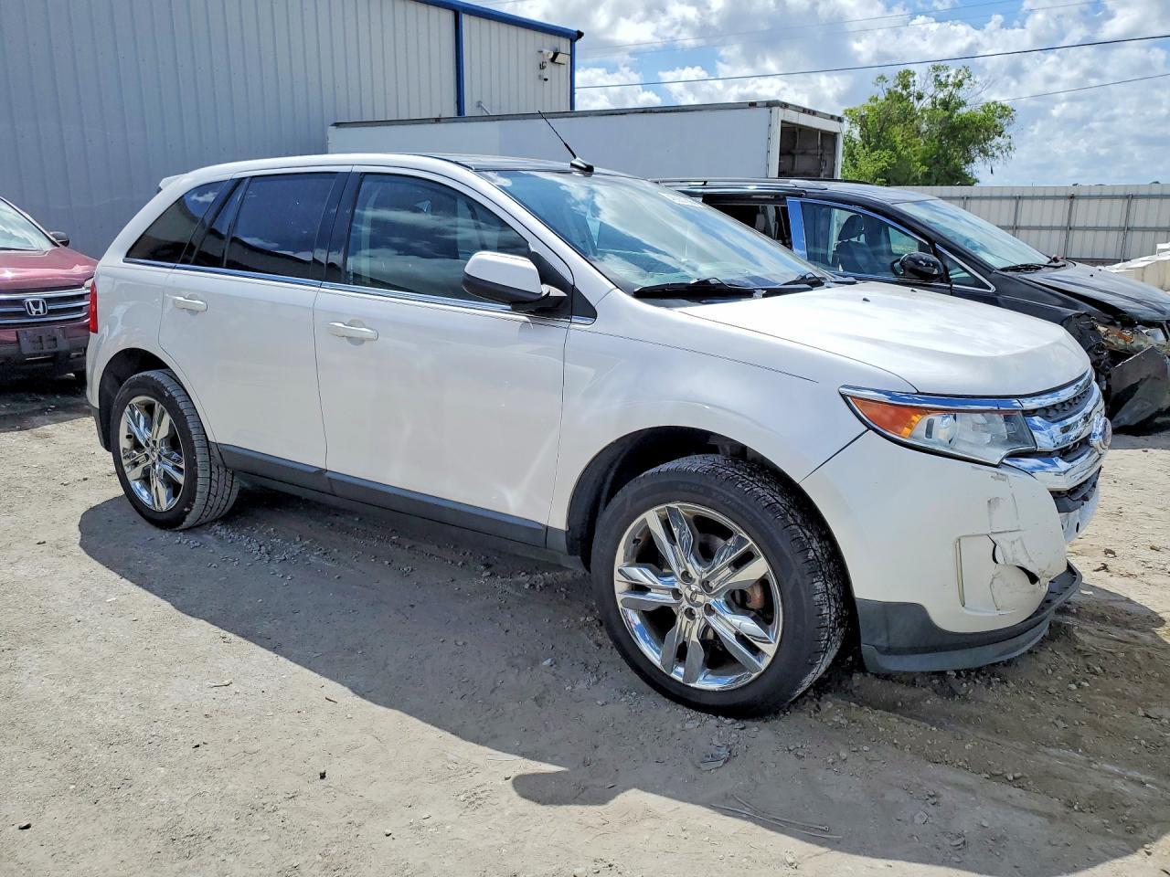 2013 Ford Edge Limited - Image 4