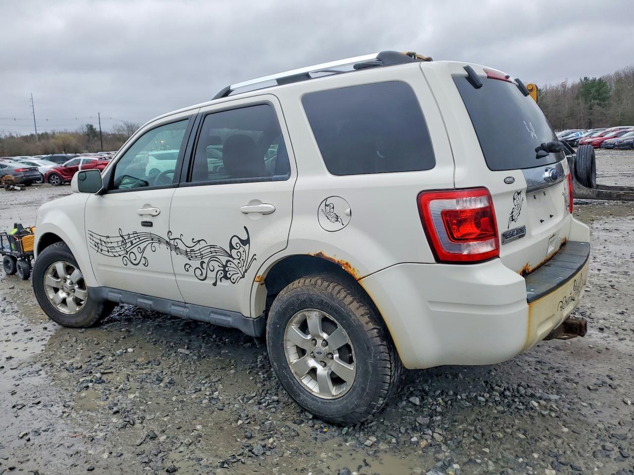 2011 Ford Escape Limited - Image 2