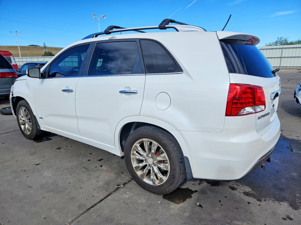 2011 Kia Sorento Sx - Image 2