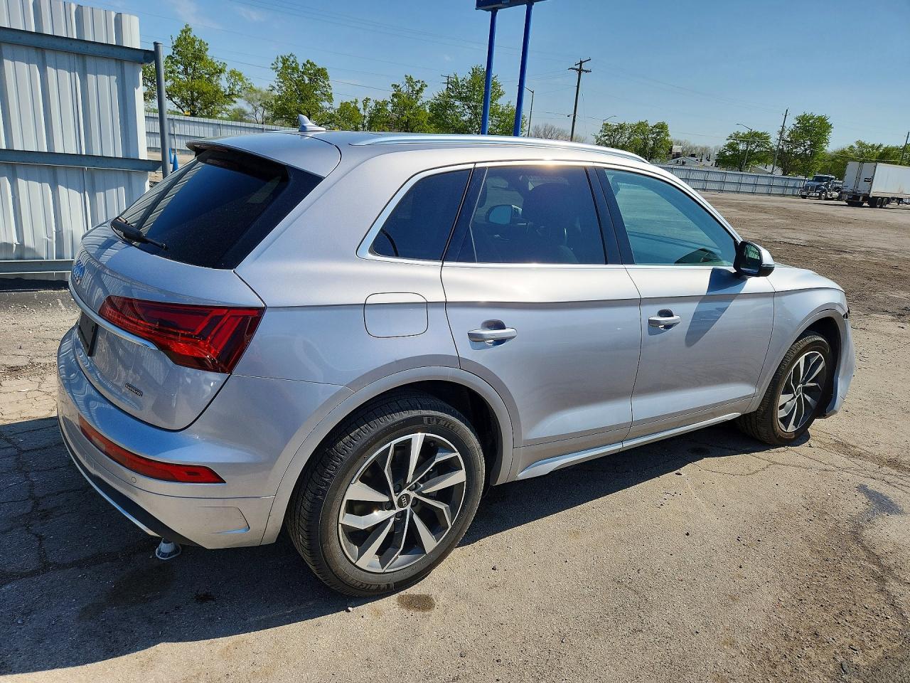 2021 Audi Q5 - Фото 3