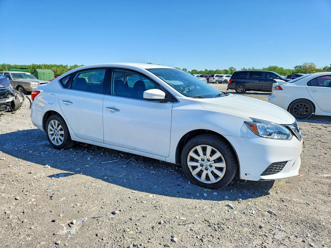 2018 Nissan Sentra S - Image 4