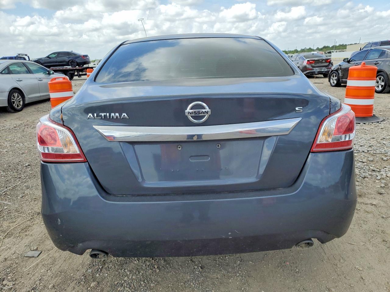 2013 Nissan Altima 2.5 - Фото 6