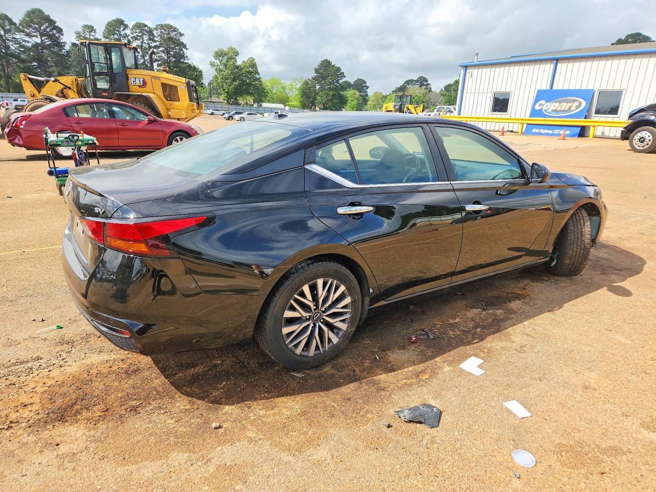 2023 Nissan Altima Sl - Фото 3