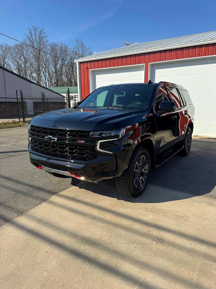 2023 Chevrolet Tahoe K1500 Z71 - Image 2