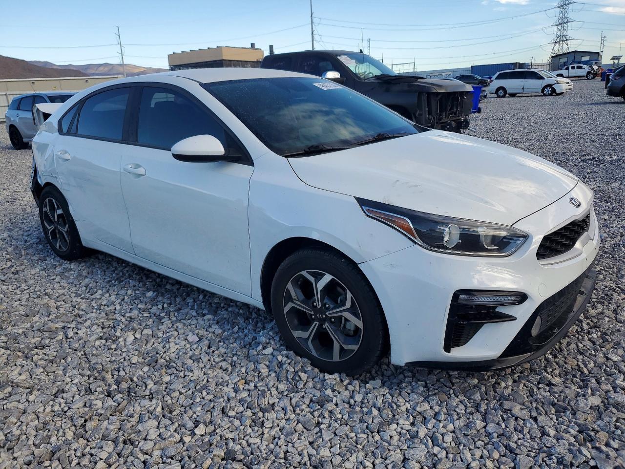 2019 Kia Forte Lxs - Image 4