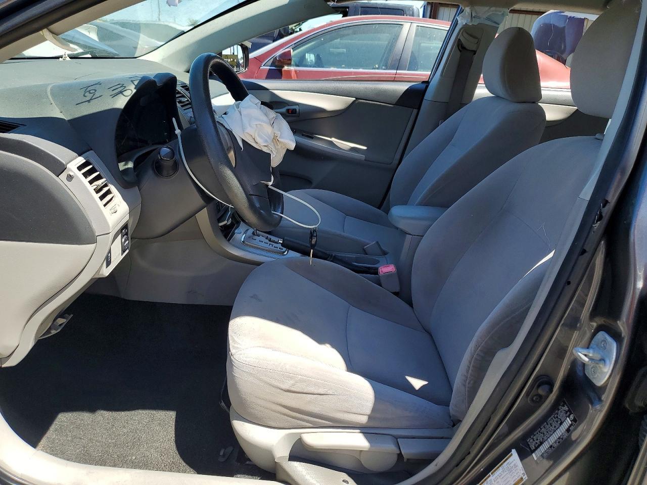 2011 Toyota Corolla Le - Фото 7