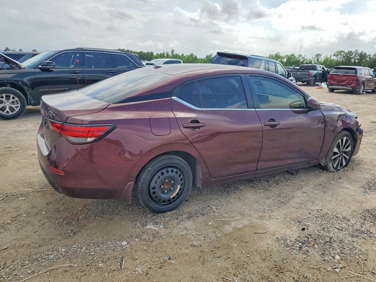 2025 Nissan Sentra Sv - Image 3