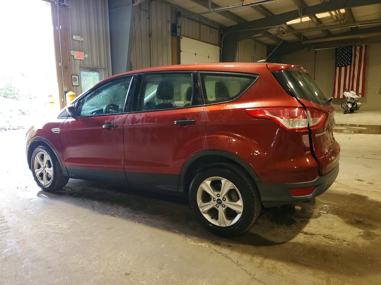 2016 Ford Escape S - Фото 2